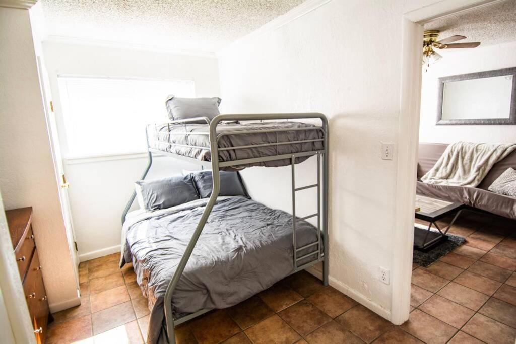 Central Automobile Alley Modern 1Bdr - Wifi Oklahoma City Eksteriør billede
